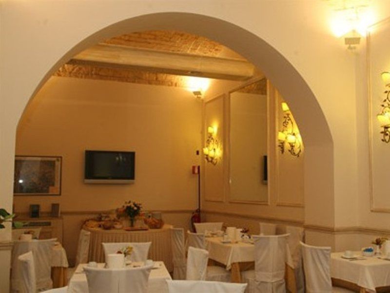 Flavia Hotel 3*